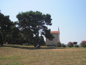 Kirche beim Turm