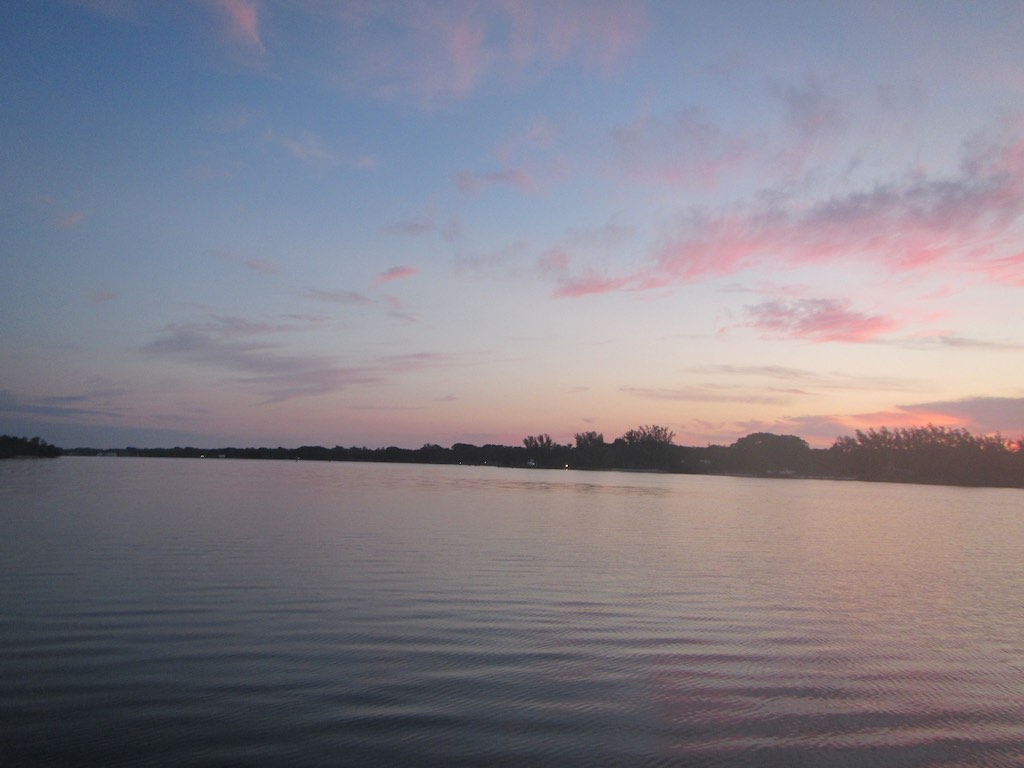Geniessen die Ruhe im Hobe Sound Geniessen die Ruhe im Hobe Sound