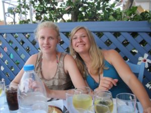 Girls haben einen guten Platz