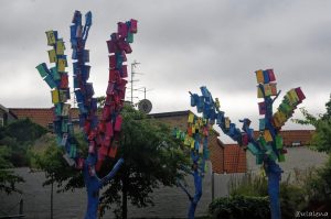 Ganze farbige Häuser